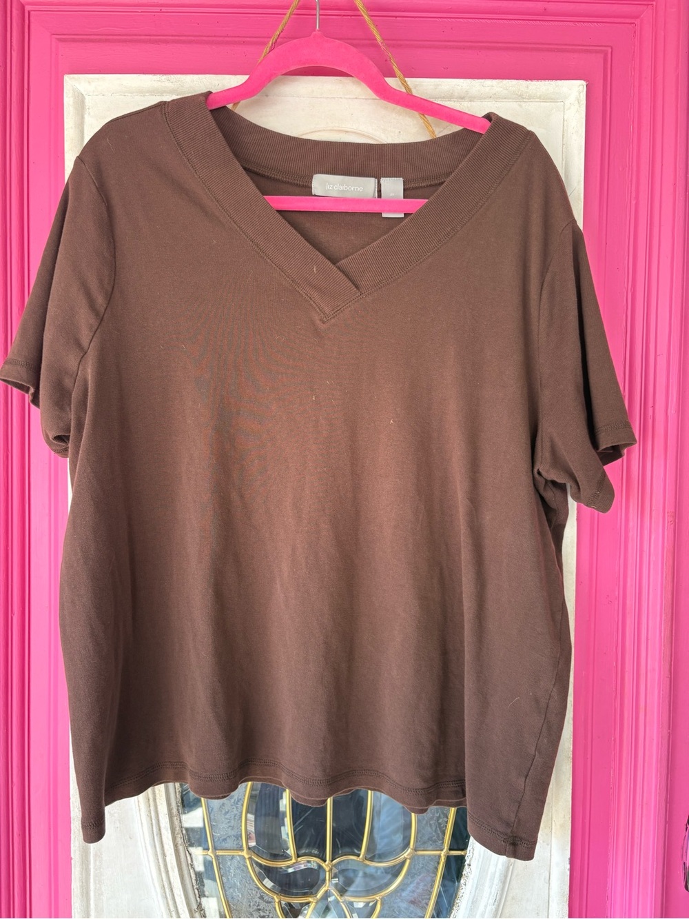 Liz Claiborne Brown V-Neck Short Sleeve Top
